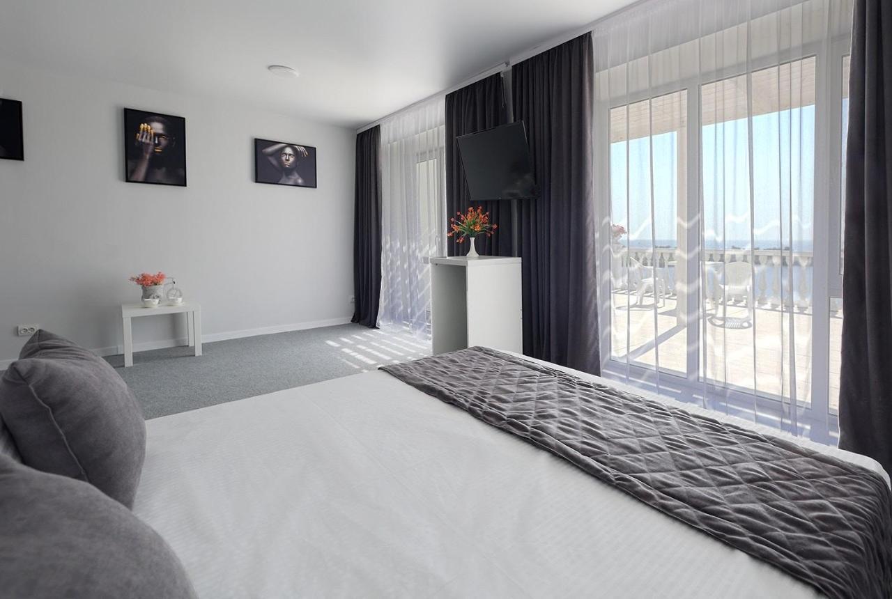 Panorama Briz Hotel Karolino-Buhaz Eksteriør billede
