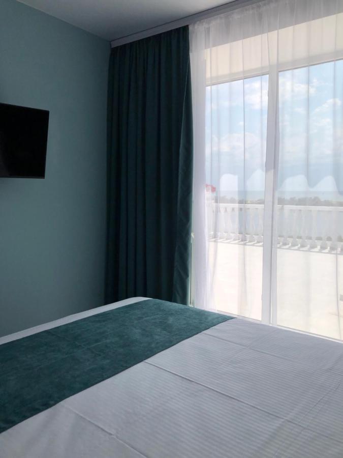Panorama Briz Hotel Karolino-Buhaz Eksteriør billede
