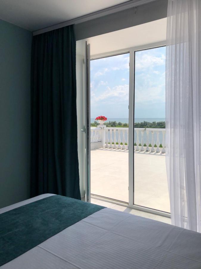 Panorama Briz Hotel Karolino-Buhaz Eksteriør billede