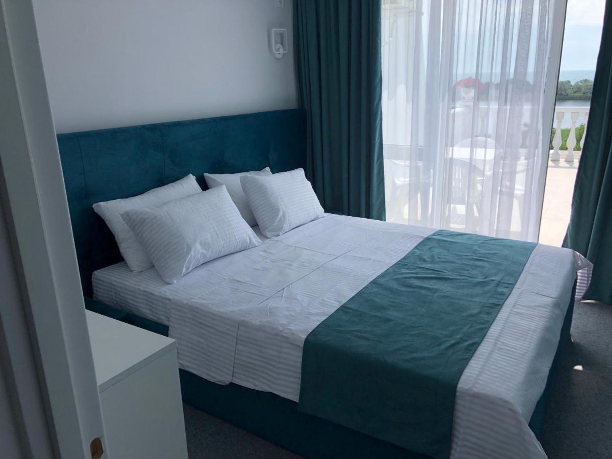Panorama Briz Hotel Karolino-Buhaz Eksteriør billede