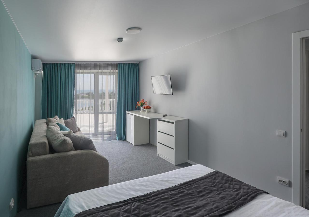 Panorama Briz Hotel Karolino-Buhaz Eksteriør billede