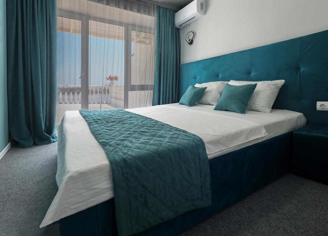 Panorama Briz Hotel Karolino-Buhaz Eksteriør billede